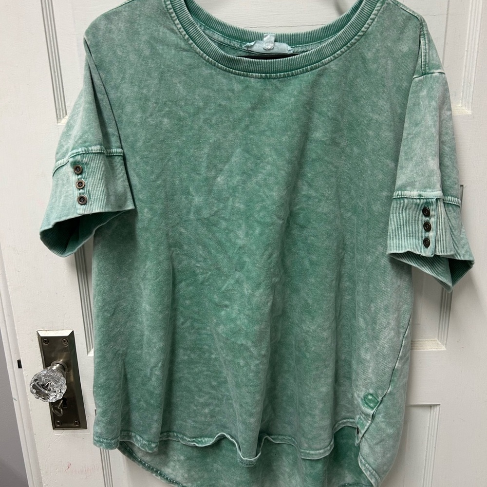 Jane and Delancey Green Boxy Short Sleeve T-Shirt
